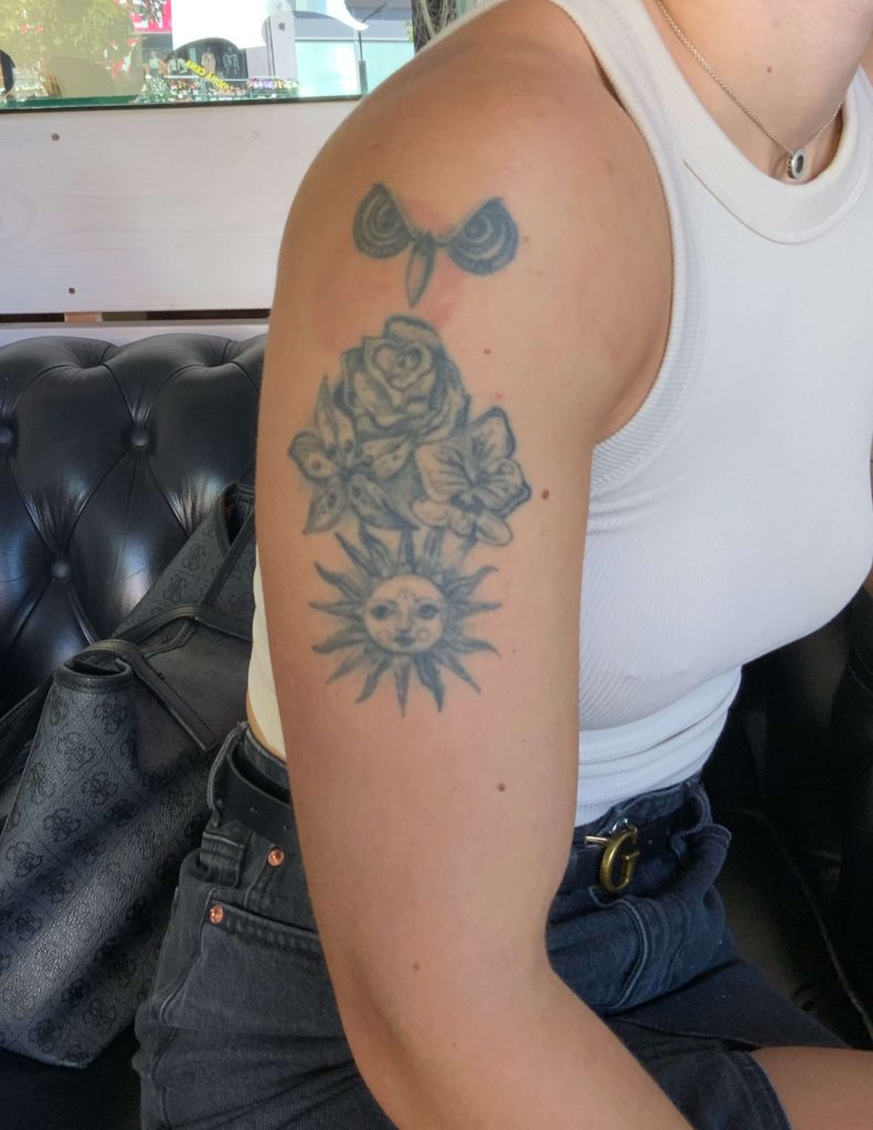 cover up starého tetovania na ružu