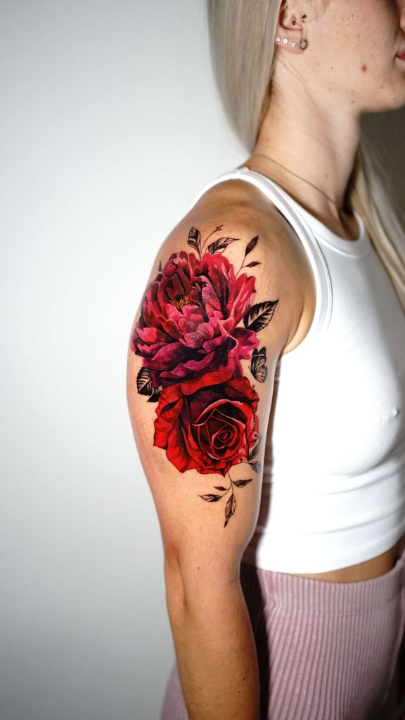 cover up starého tetovania na ružu po